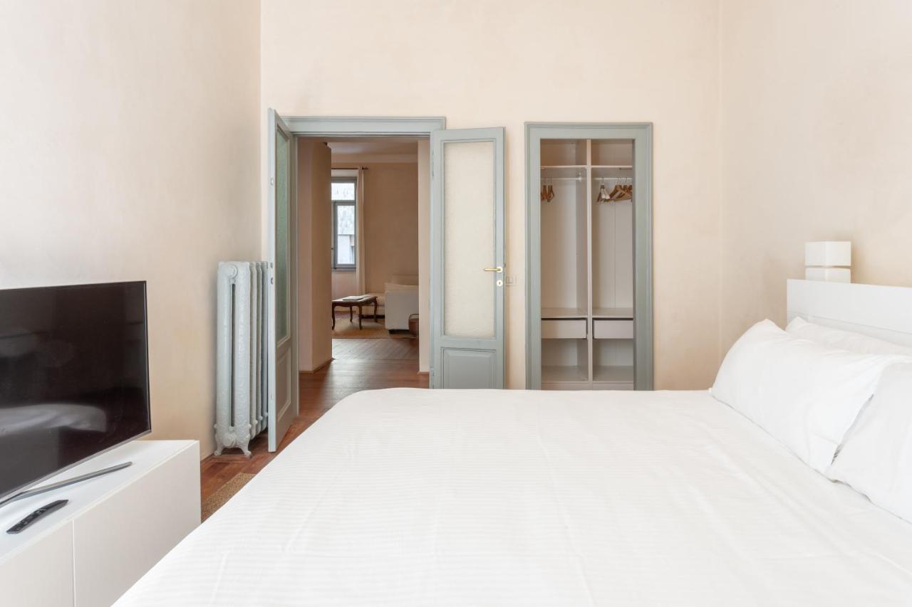 Suite Cavour By Icasamia It Varese Luaran gambar